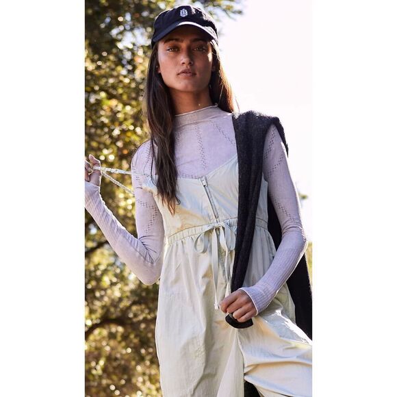 Free People NWT Down To Earth Nylon Romper Summer Mist Light Green Sz XS - Picture 4 of 11